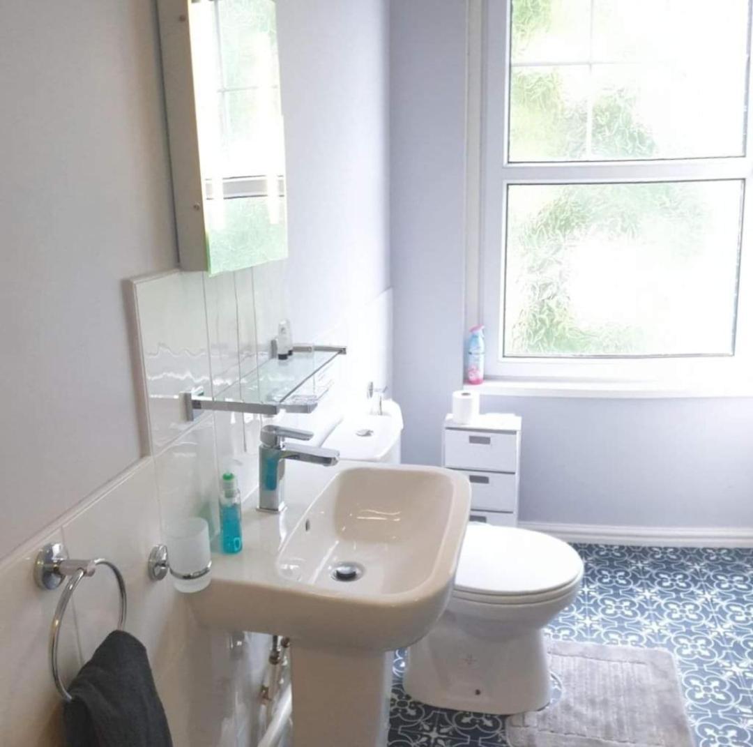 Ty Castell Guest House Кайрфилли Номер фото