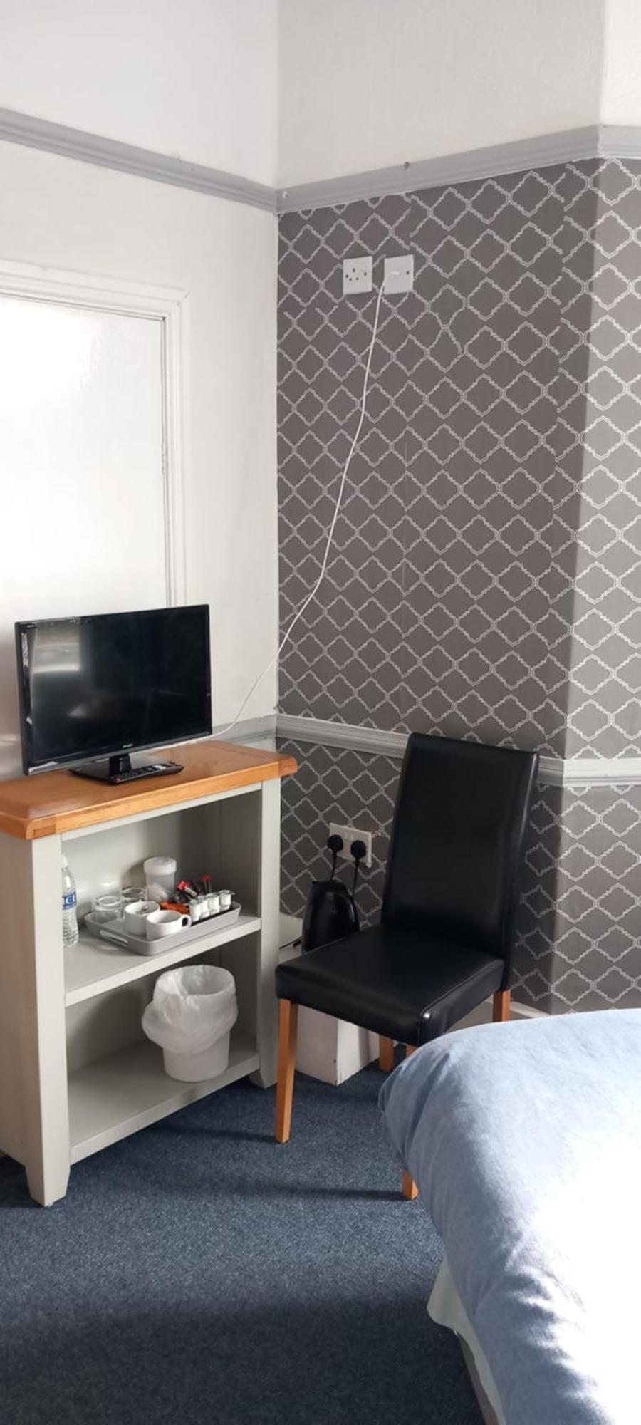 Ty Castell Guest House Кайрфилли Номер фото