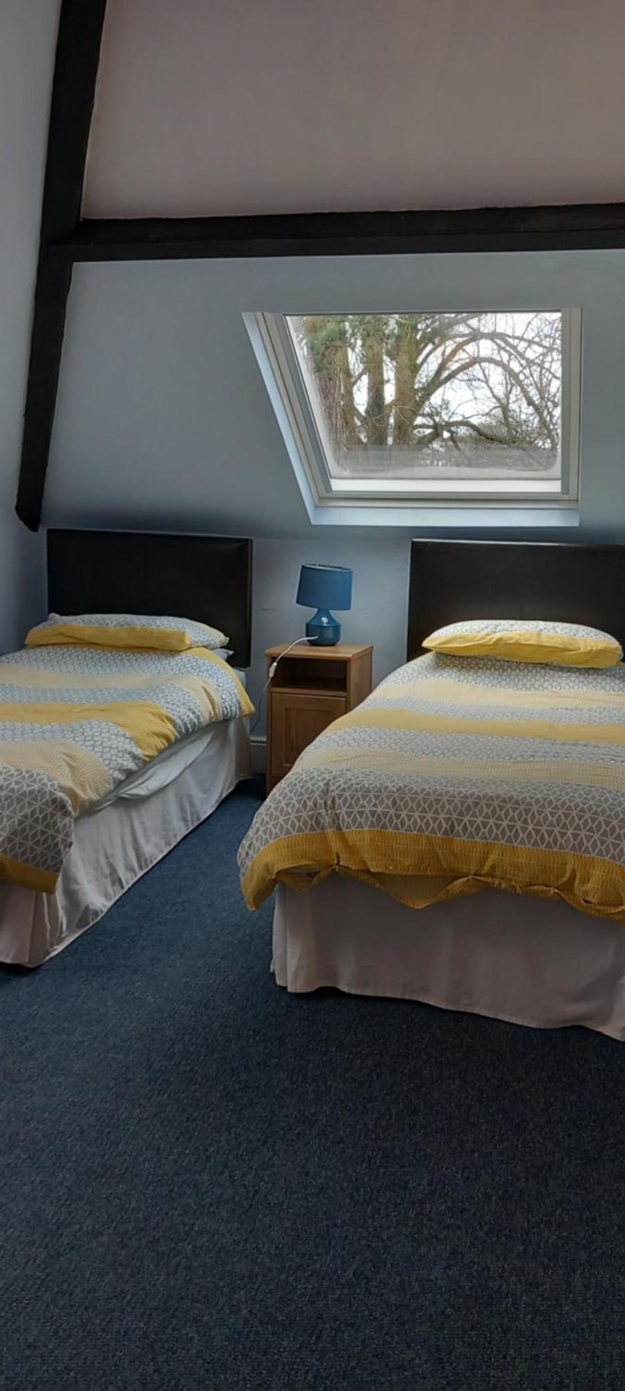 Ty Castell Guest House Кайрфилли Номер фото